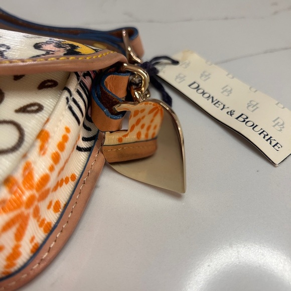 Dooney & Bourke Vintage Disney Flap Wristlet, Collectors Item, RARE, NWT - Picture 13 of 15